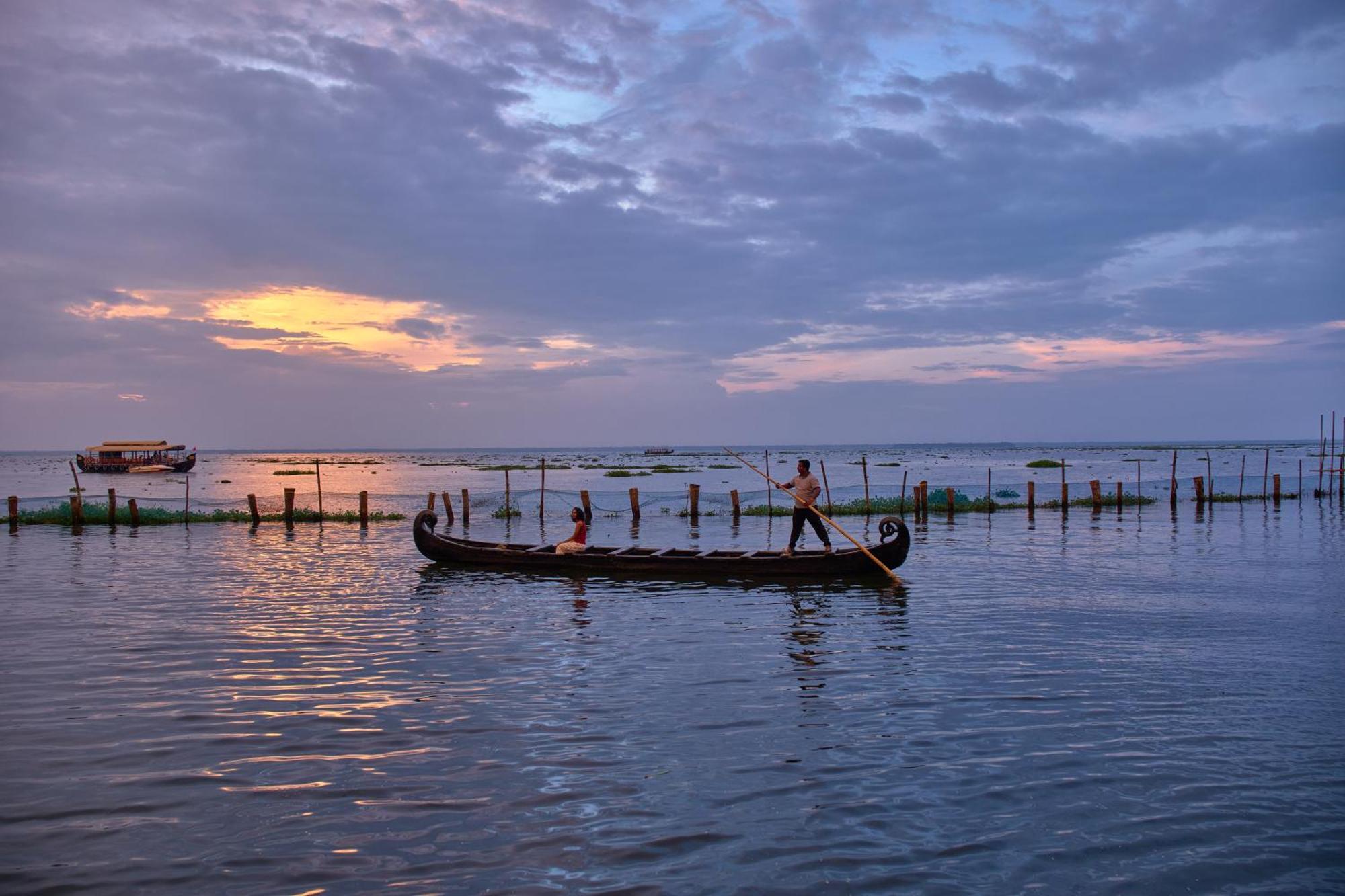 Backwater Ripples Кумараком Екстер'єр фото